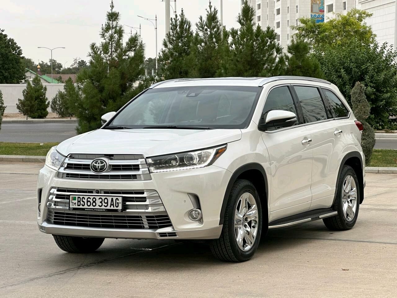 Toyota Highlander 2018 - 590 000 TMT - Ашхабад - img 3