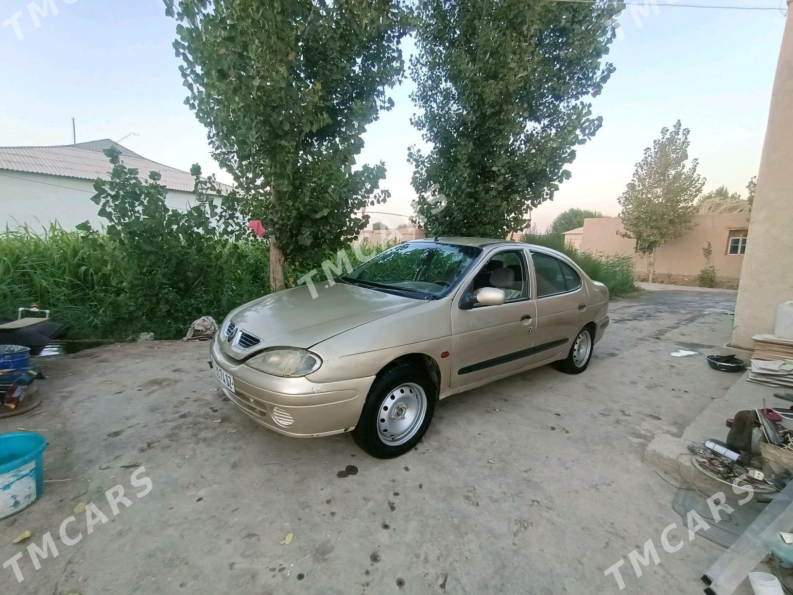 Renault Megane 2 2000 - 18 000 TMT - Гурбансолтан Едже - img 3