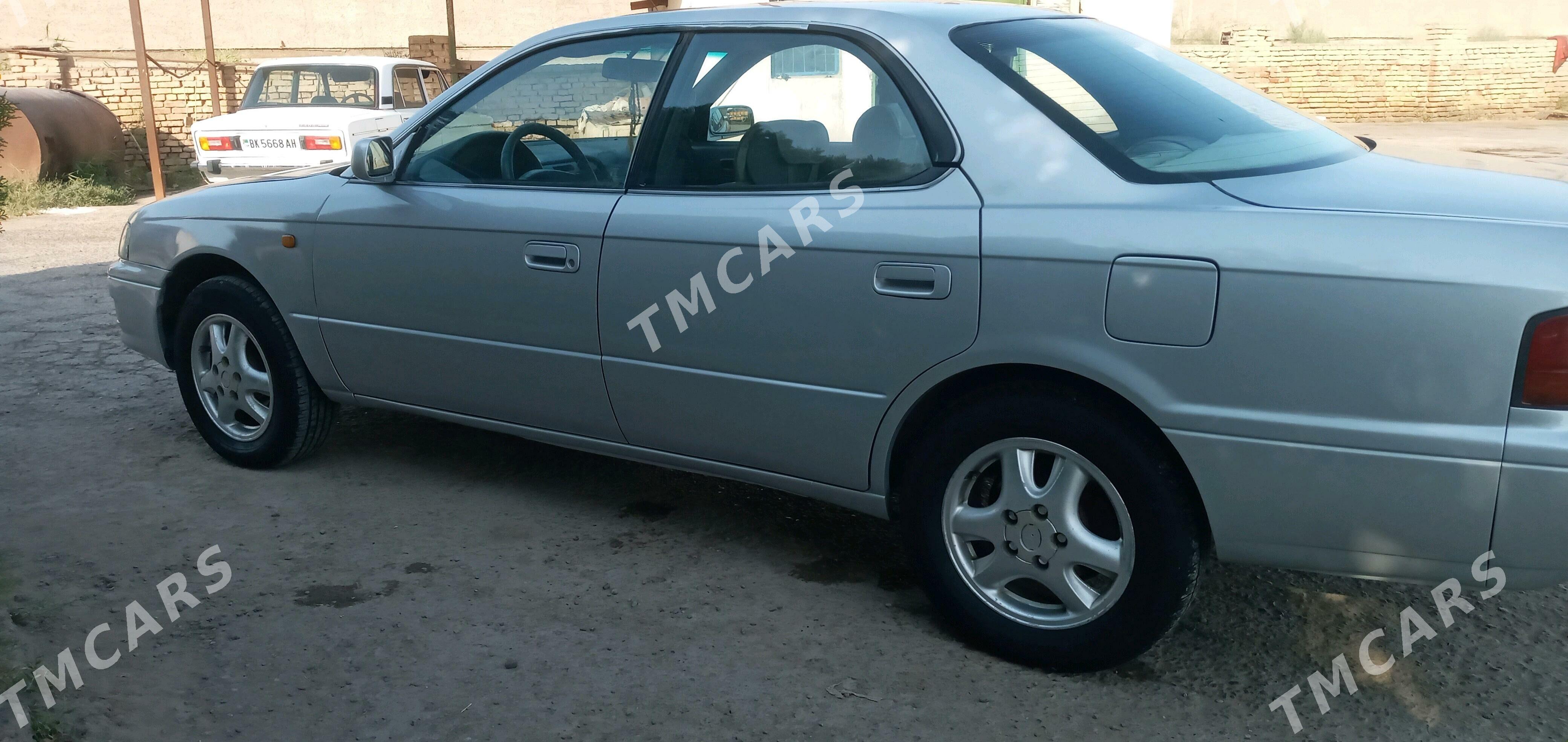 Toyota Vista 1994 - 43 000 TMT - Теджен - img 4