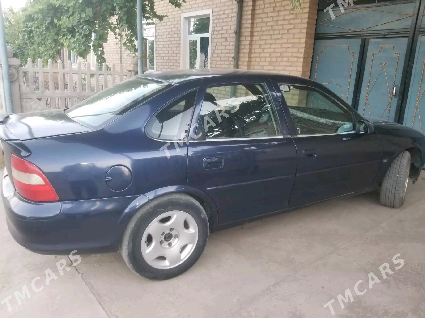 Opel Vectra 1998 - 38 000 TMT - Керки - img 2