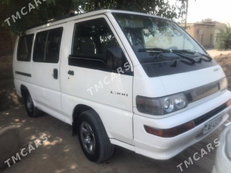 Toyota Hiace 1992 - 45 000 TMT - Мары - img 6