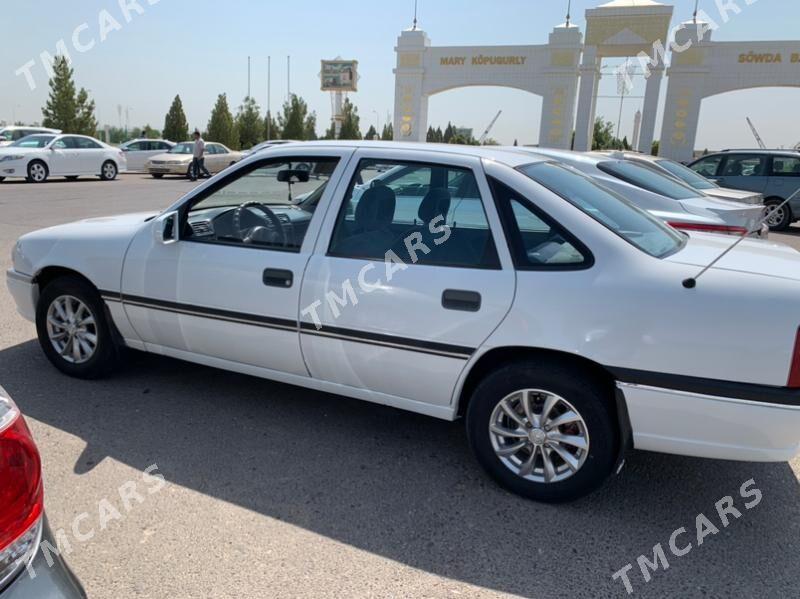 Opel Vectra 1993 - 35 000 TMT - Mary - img 6