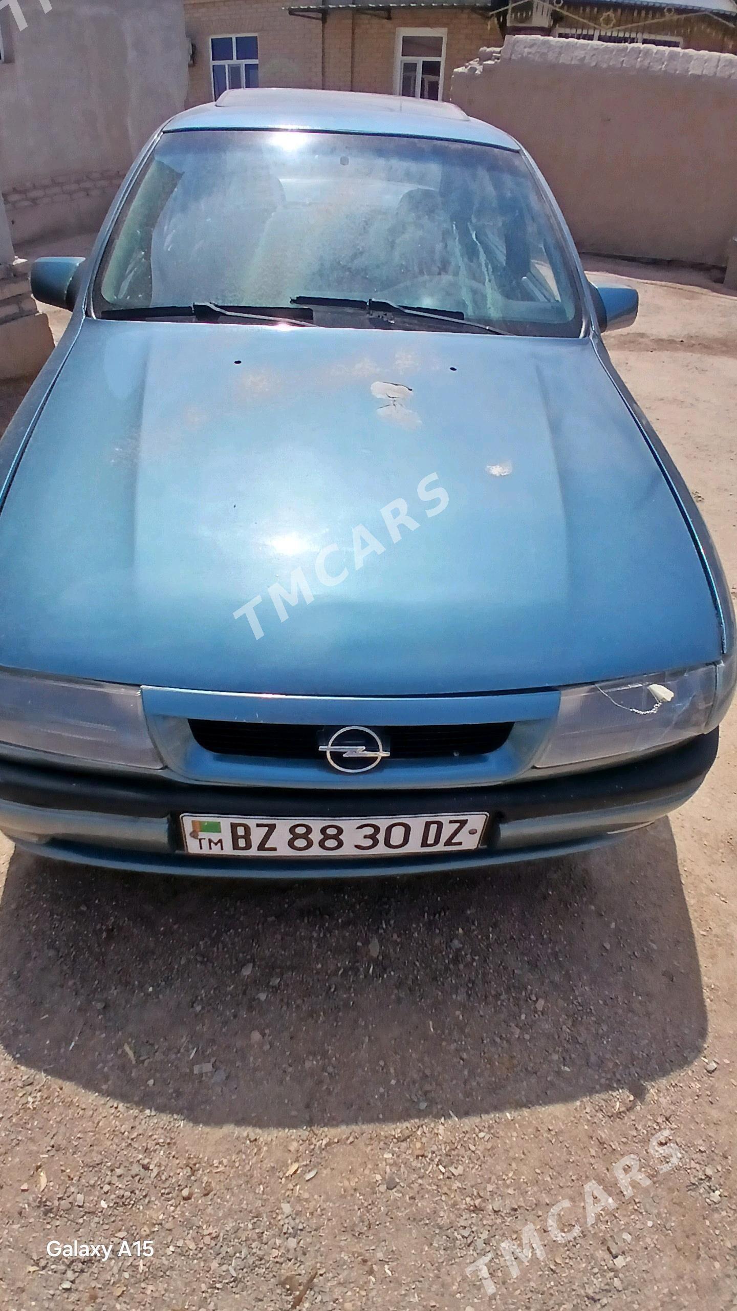 Opel Vectra 1990 - 17 000 TMT - Gubadag - img 5