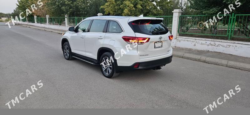 Toyota Highlander 2019 - 545 000 TMT - Ашхабад - img 3