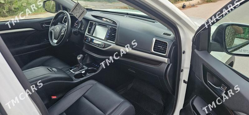 Toyota Highlander 2019 - 545 000 TMT - Ашхабад - img 8