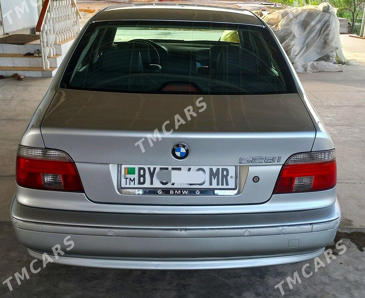 BMW 528 1998 - 90 000 TMT - Mary - img 5