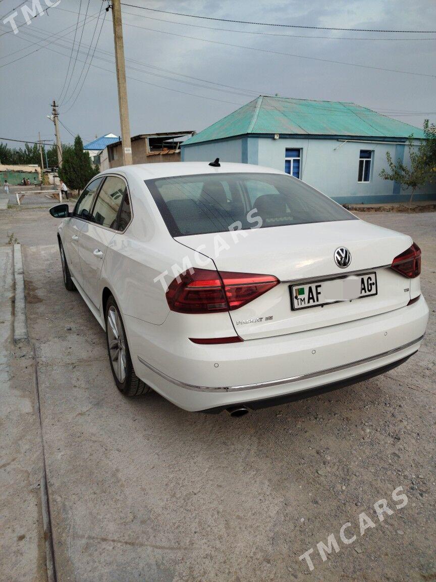 Volkswagen Passat 2018 - 260 000 TMT - Aşgabat - img 4