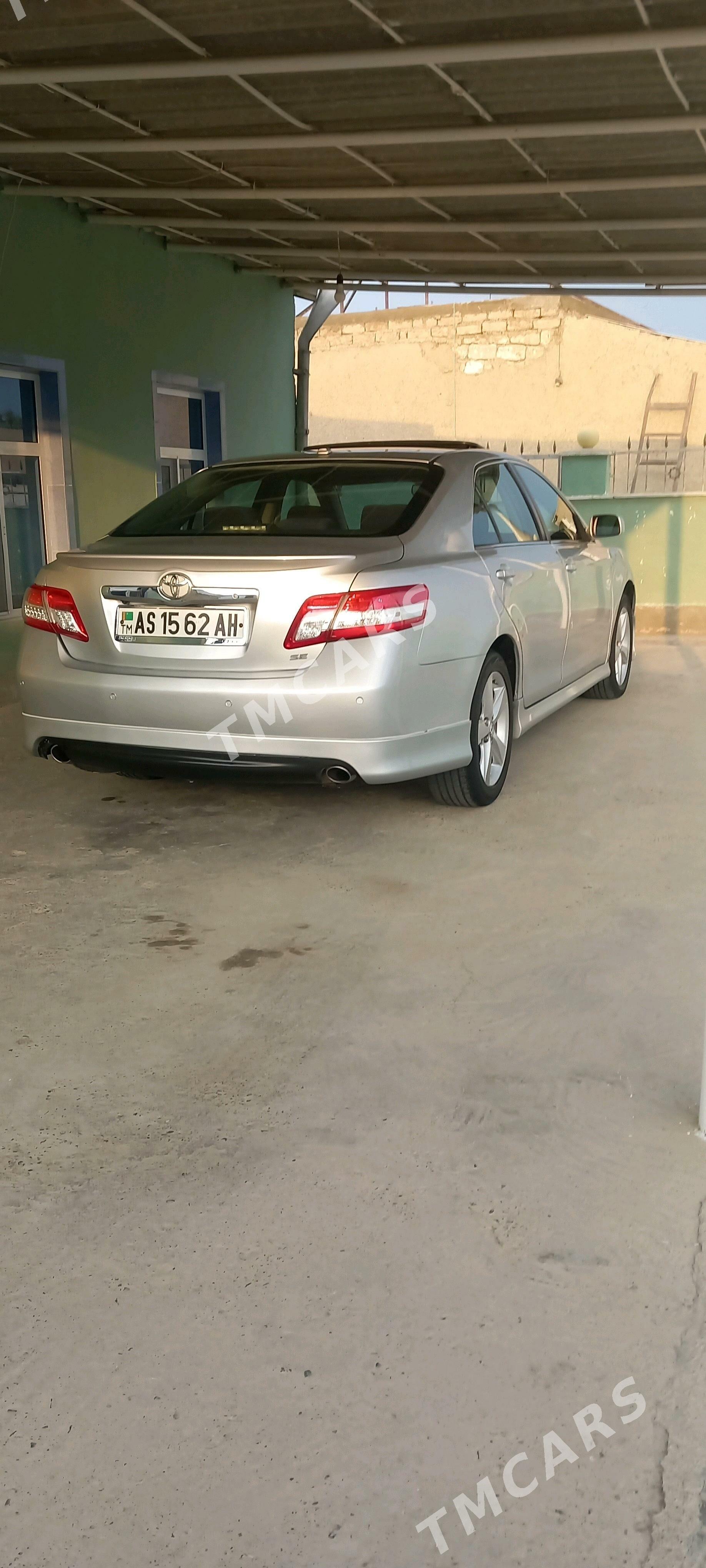 Toyota Camry 2007 - 150 000 TMT - 30 мкр - img 2