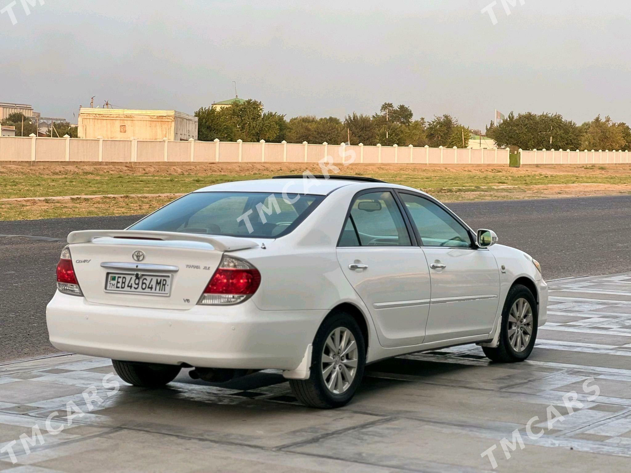 Toyota Camry 2005 - 136 000 TMT - Мары - img 3