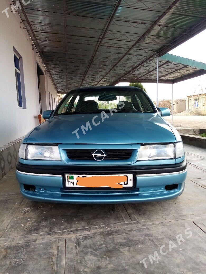 Opel Vectra 1993 - 32 000 TMT - Farap - img 2