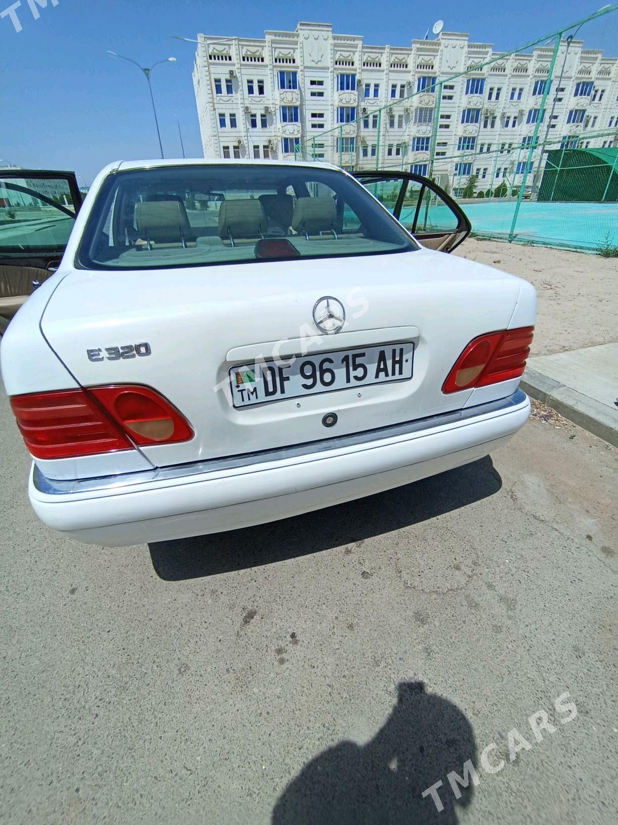 Mercedes-Benz E320 1996 - 60 000 TMT - Aşgabat - img 2