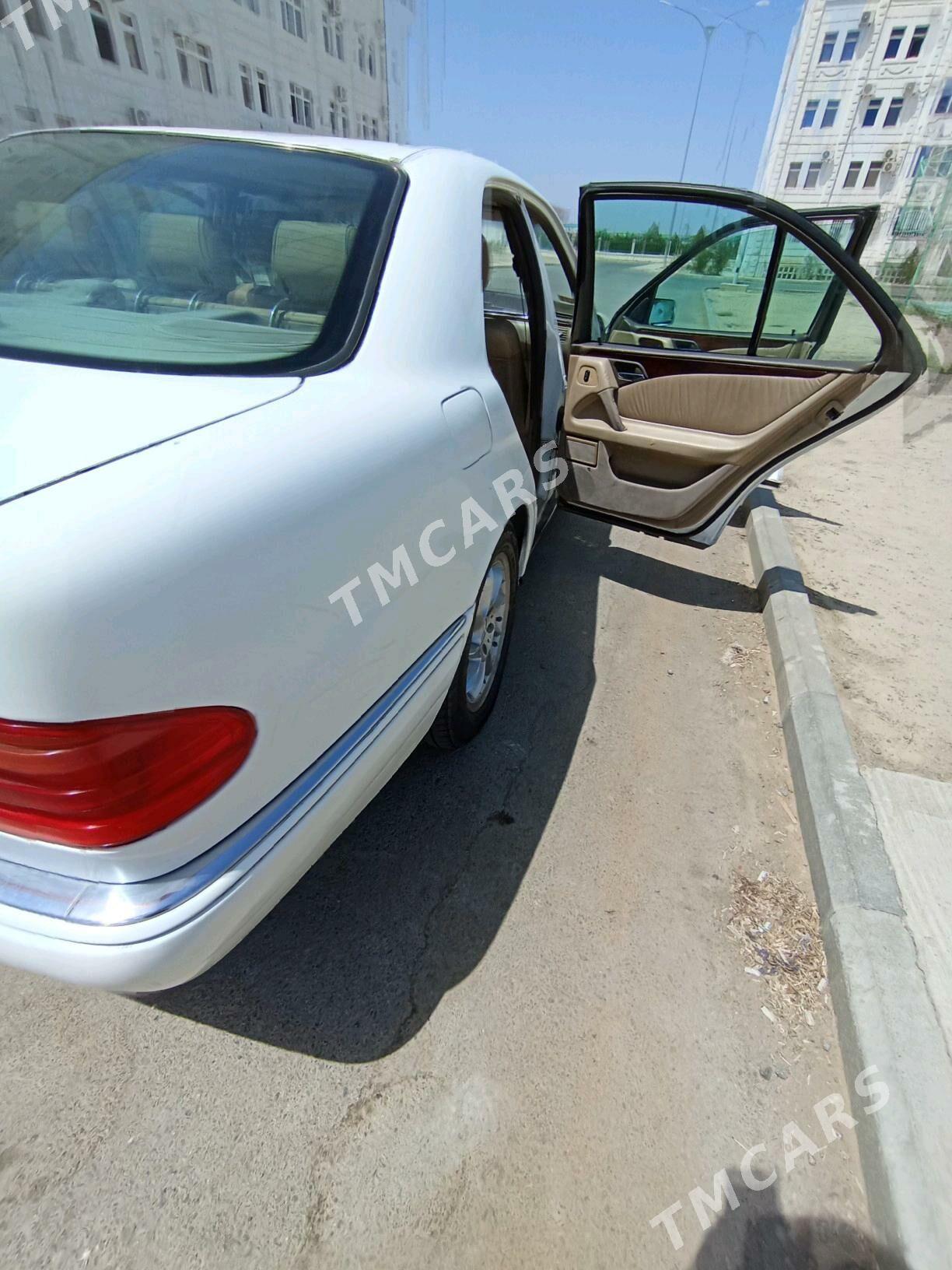 Mercedes-Benz E320 1996 - 60 000 TMT - Aşgabat - img 3