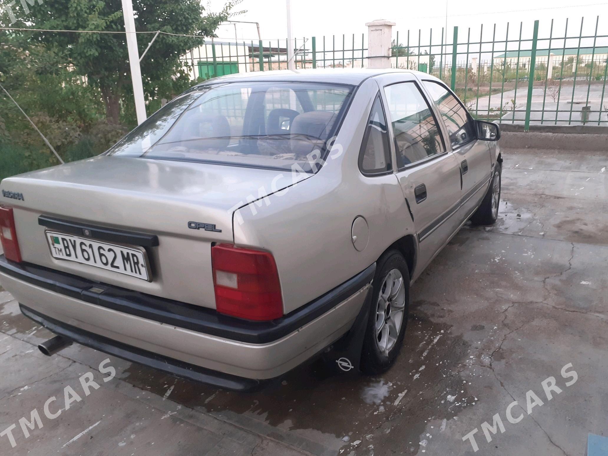 Opel Vectra 1990 - 28 000 TMT - Мары - img 7