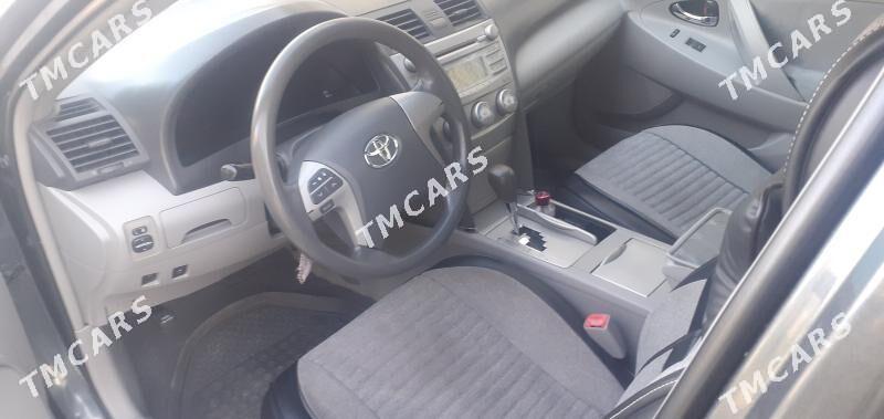 Toyota Camry 2010 - 160 000 TMT - Байрамали - img 3