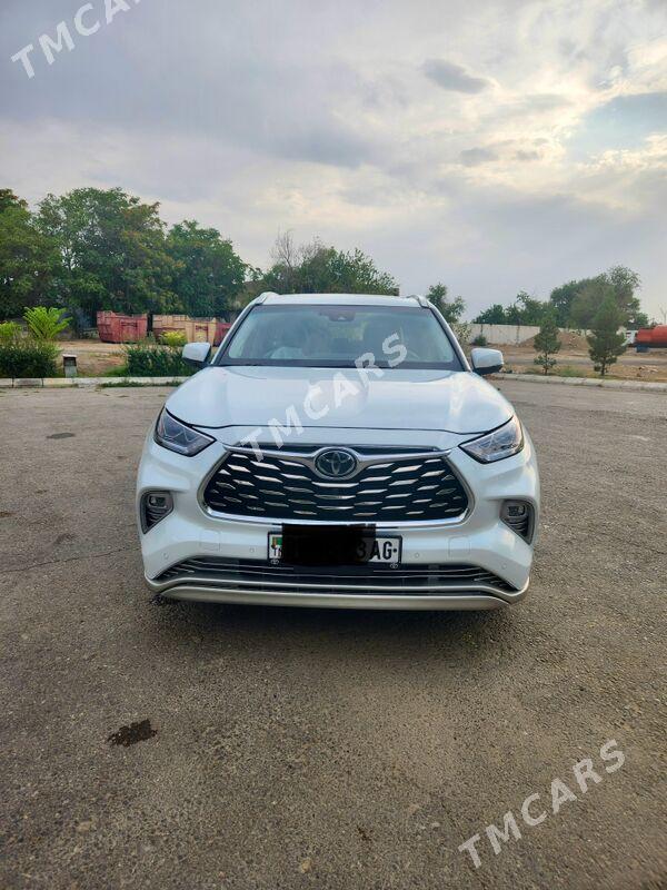 Toyota Highlander 2022 - 650 000 TMT - Aşgabat - img 3