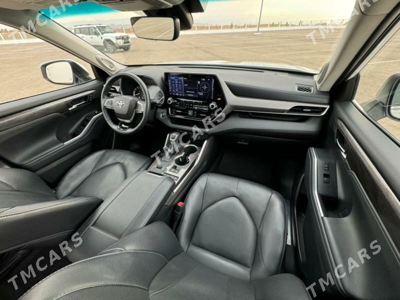 Toyota Highlander 2022 - 745 000 TMT - Ашхабад - img 8