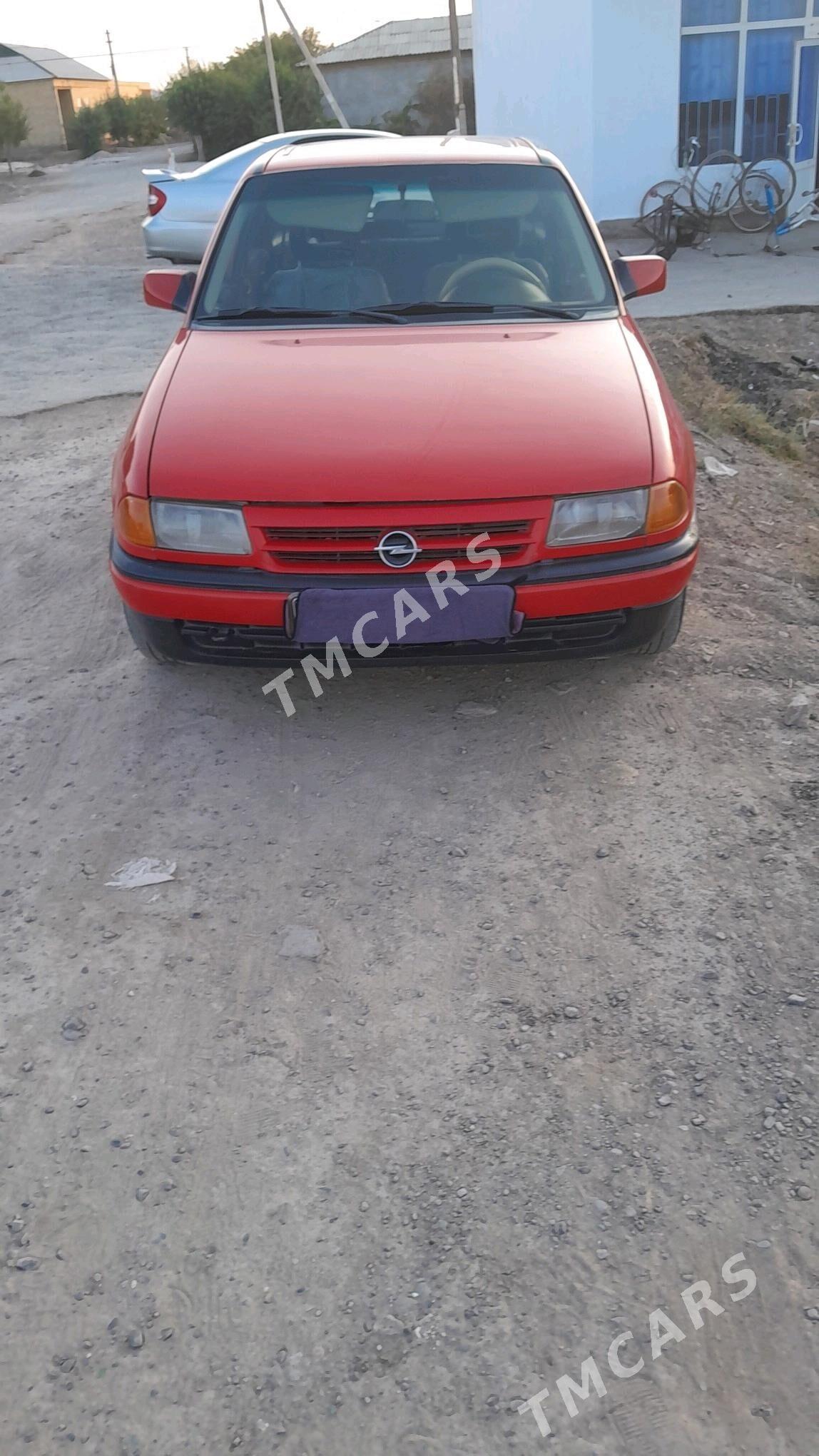 Opel Astra 1993 - 25 000 TMT - Саят - img 4