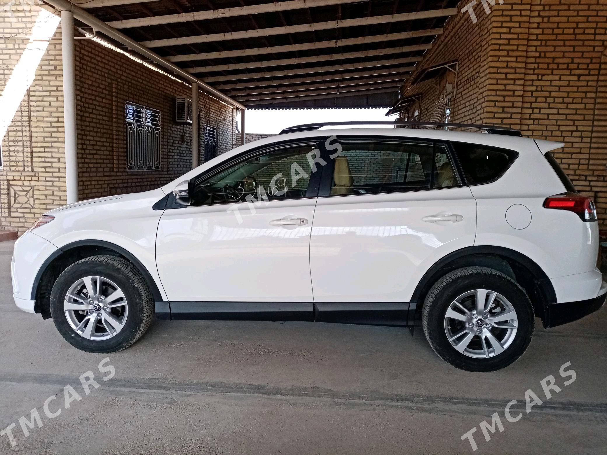 Toyota RAV4 2018 - 310 000 TMT - Mary - img 5