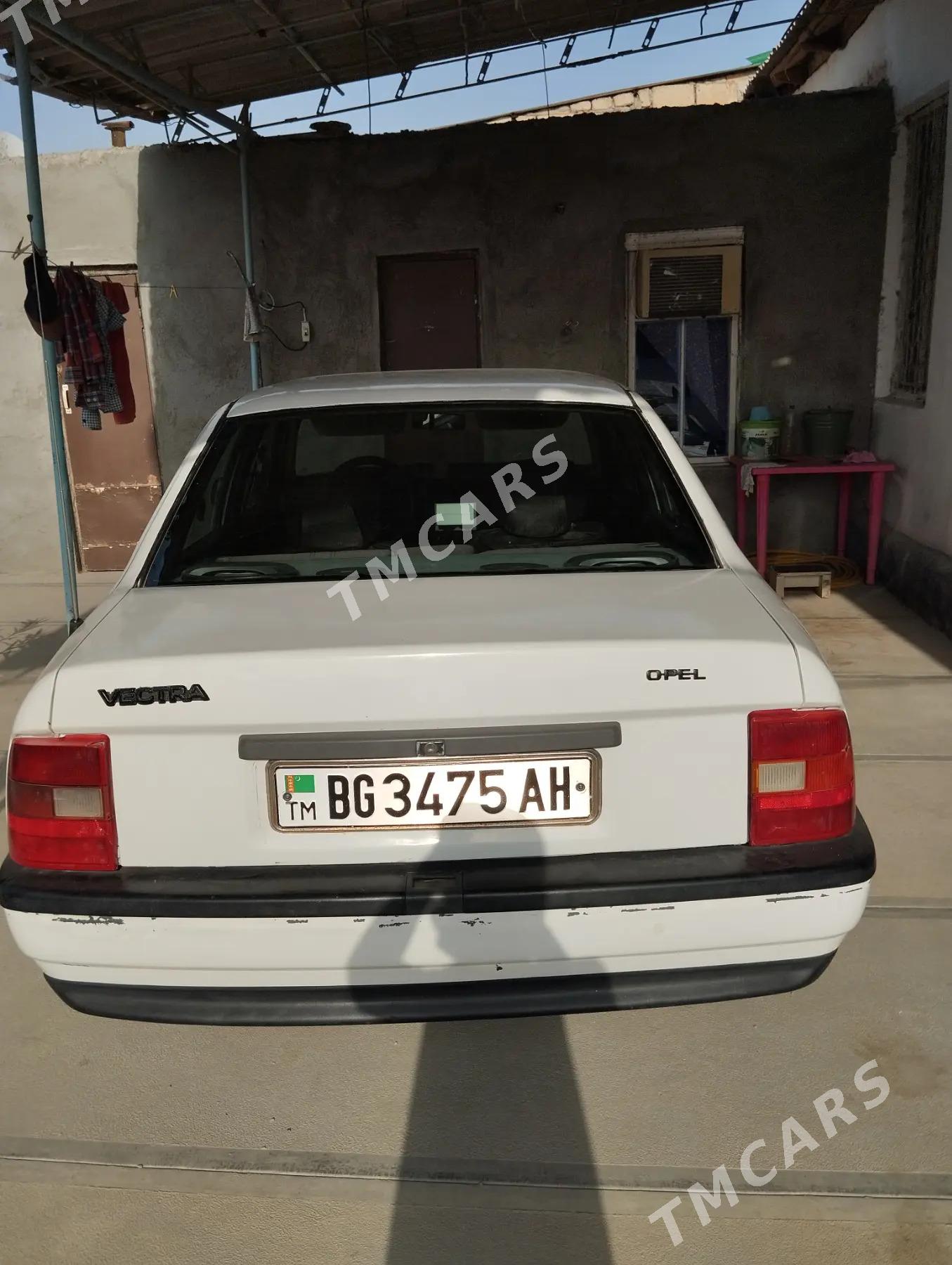 Opel Vectra 1992 - 20 000 TMT - Ýaşlyk - img 6