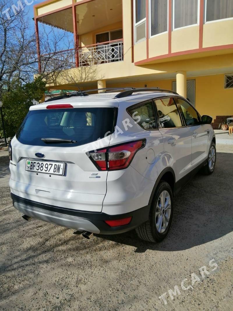 Ford Escape 2017 - 190 000 TMT - Türkmenbaşy - img 6