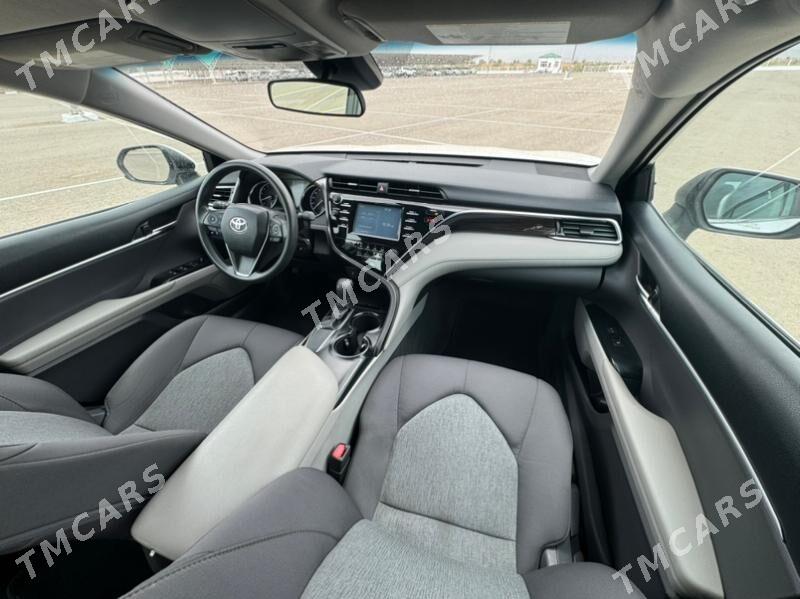 Toyota Camry 2018 - 325 000 TMT - Aşgabat - img 8