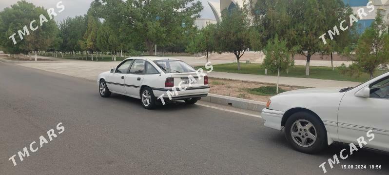 Opel Vectra 1992 - 23 000 TMT - Ак-Бугдайский этрап - img 4