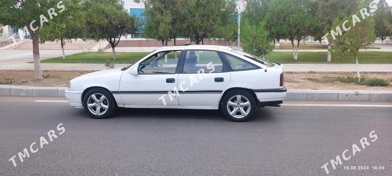 Opel Vectra 1992 - 23 000 TMT - Ak bugdaý etraby - img 6