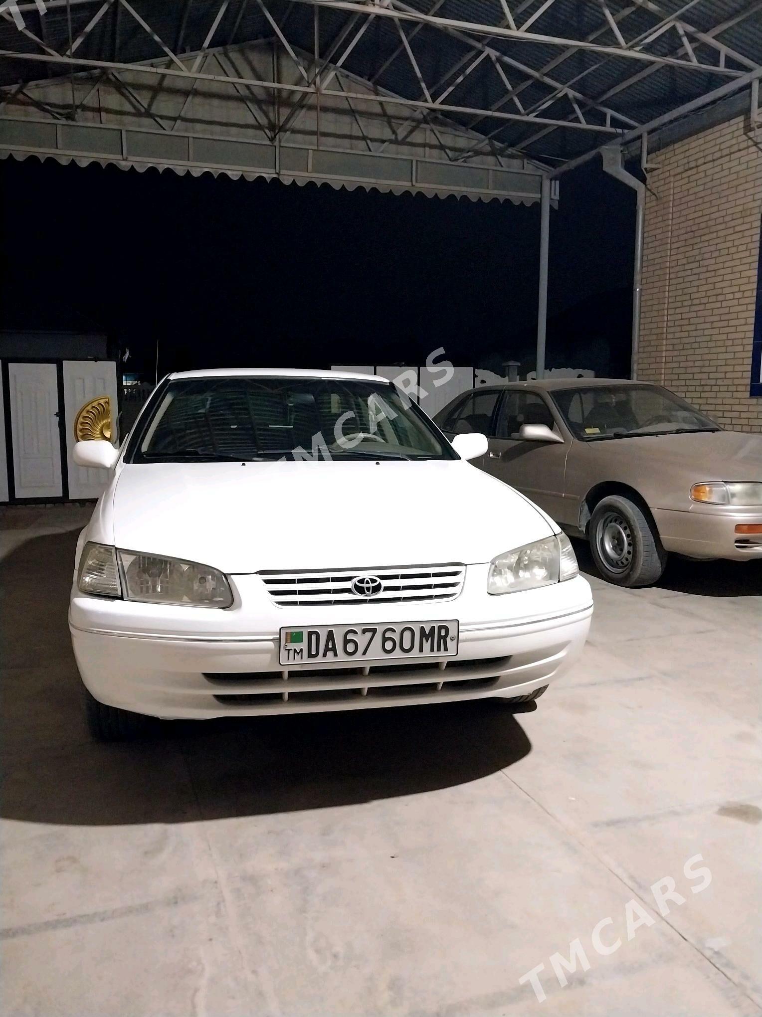 Toyota Camry 1999 - 80 000 TMT - Мургап - img 4