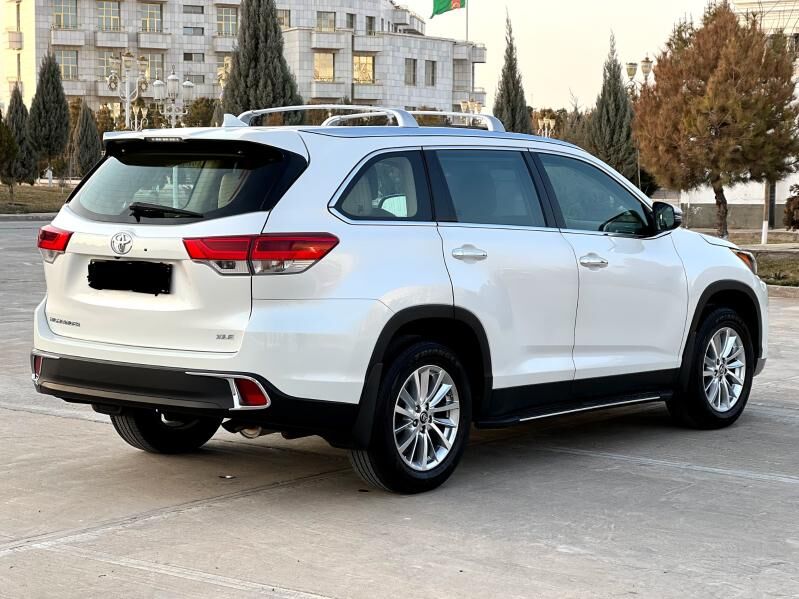 Toyota Highlander 2019 - 445 000 TMT - Туркменабат - img 4