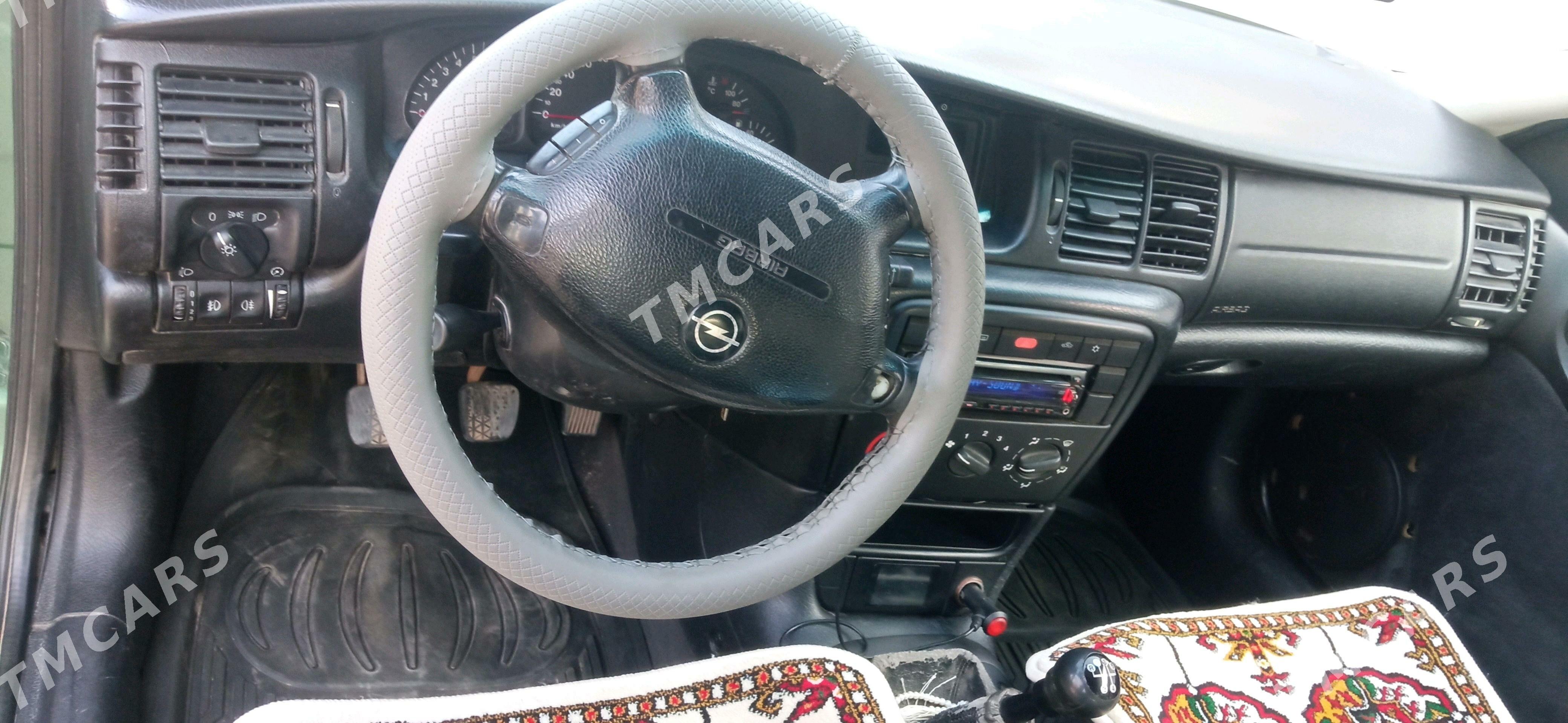 Opel Vectra 1999 - 52 000 TMT - Саят - img 7