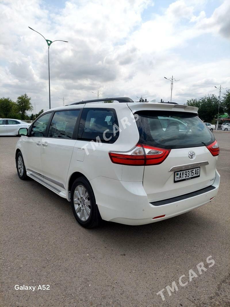 Toyota Sienna 2018 - 595 000 TMT - Ашхабад - img 4