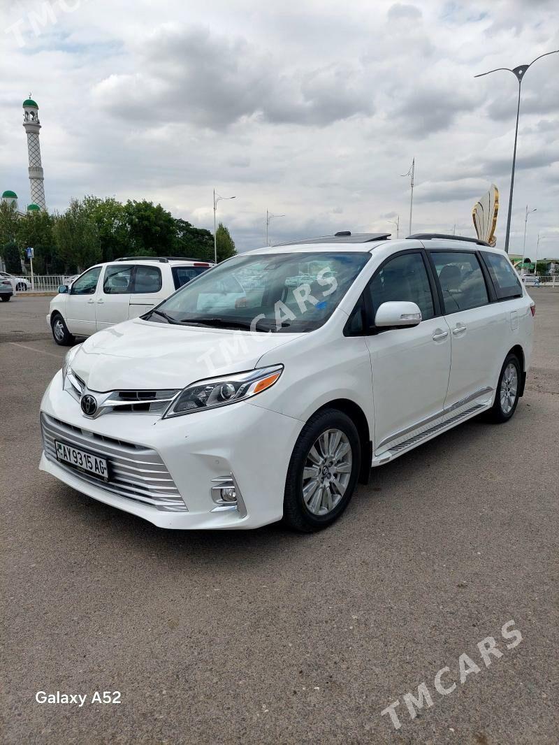 Toyota Sienna 2018 - 595 000 TMT - Aşgabat - img 3