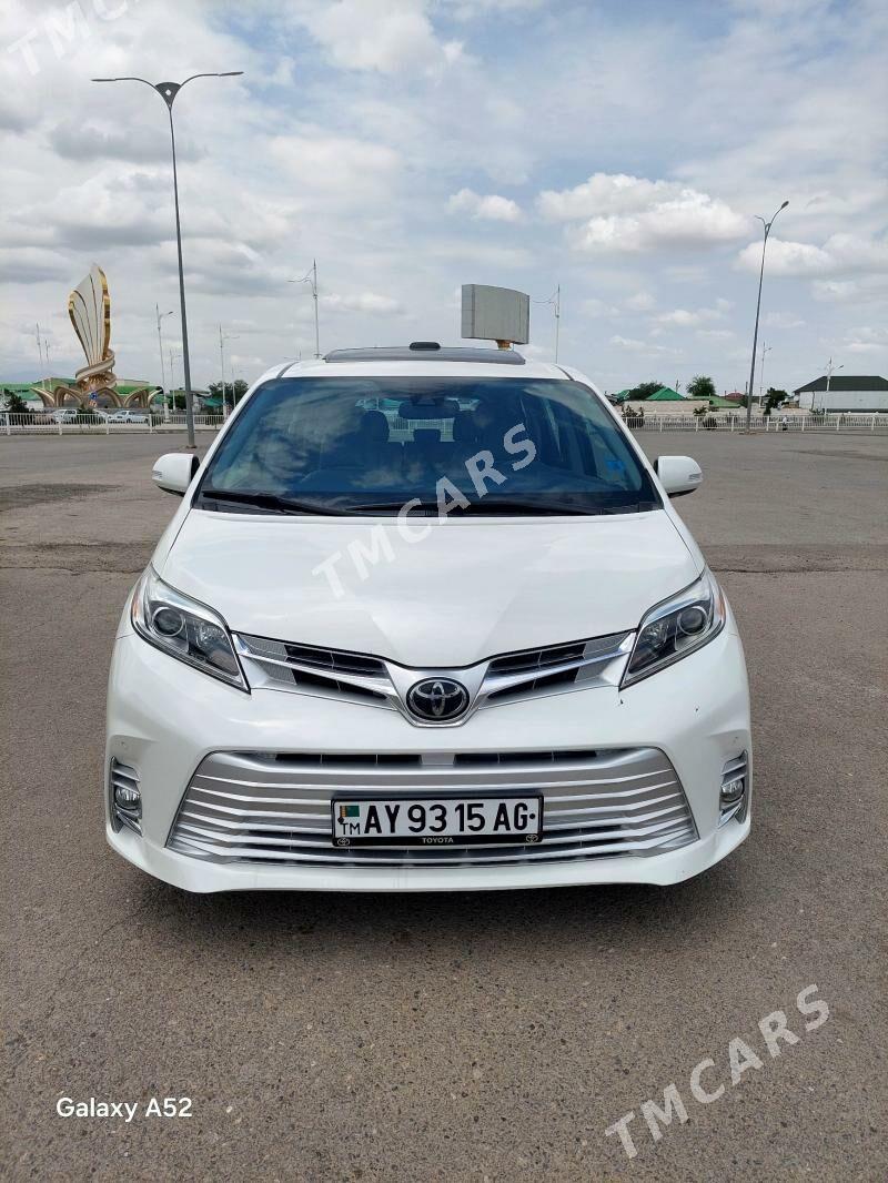 Toyota Sienna 2018 - 595 000 TMT - Ашхабад - img 2