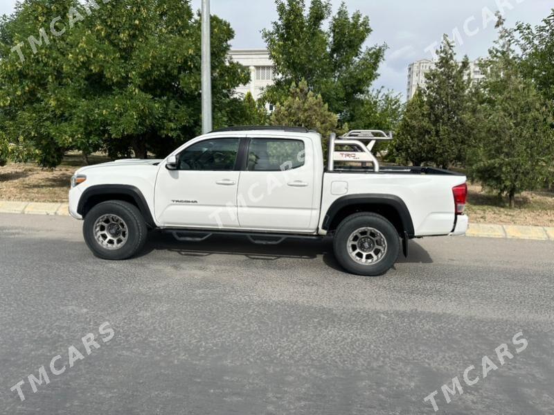 Toyota Tacoma 2017 - 450 000 TMT - Ашхабад - img 4