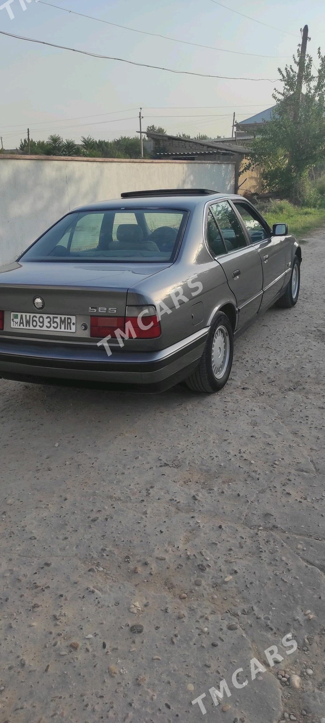 BMW 525 1990 - 65 000 TMT - Тагтабазар - img 4