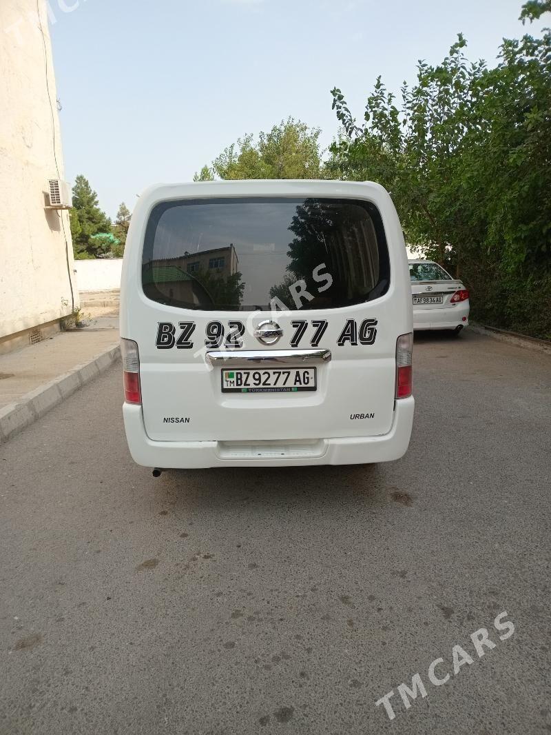 Nissan Urvan 2008 - 140 000 TMT - Aşgabat - img 4