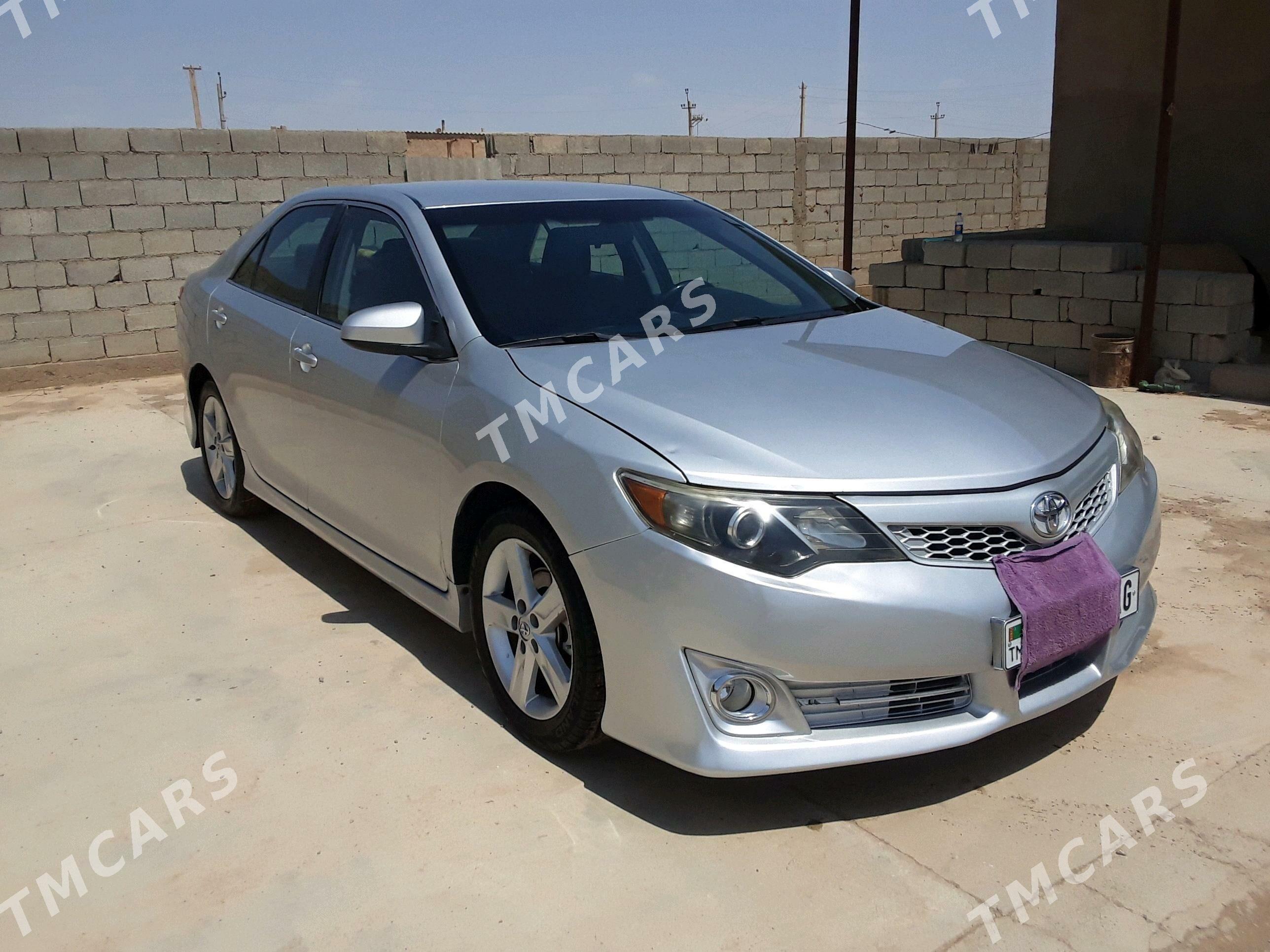 Toyota Camry 2013 - 220 000 TMT - Ашхабад - img 4