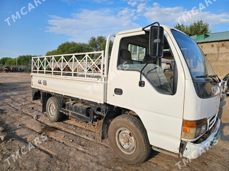 Isuzu Elf 2002 - 160 000 TMT - етр. Туркменбаши - img 2