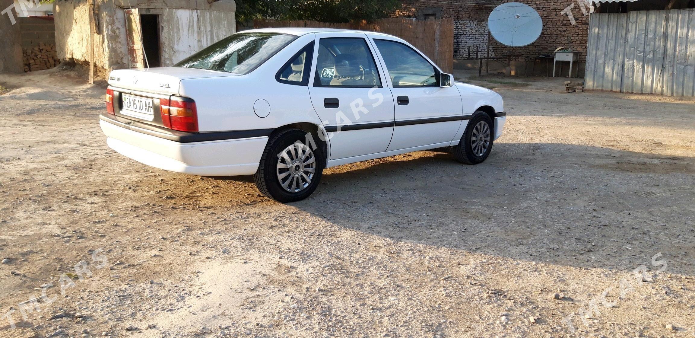 Opel Vectra 1995 - 36 000 TMT - Бахарден - img 5