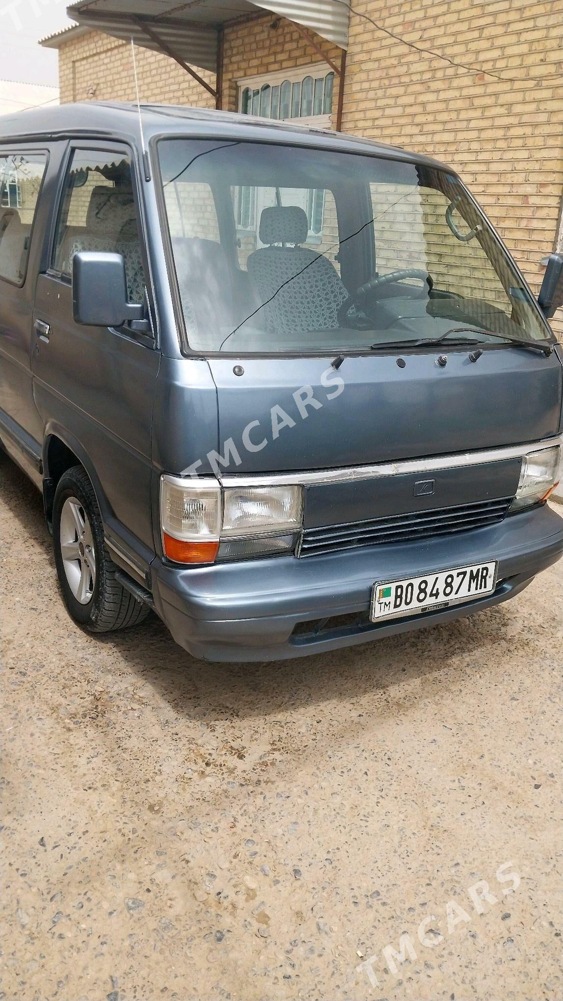 Toyota Hiace 1988 - 50 000 TMT - Сакарчага - img 2