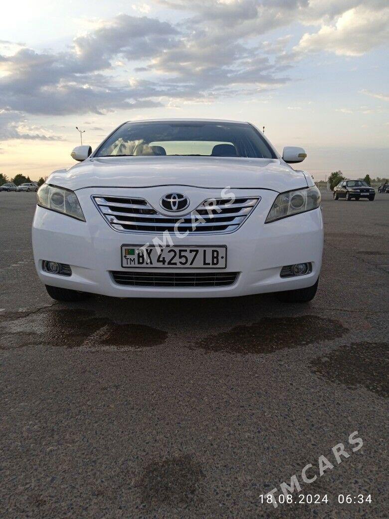 Toyota Camry 2007 - 110 000 TMT - Фарап - img 2