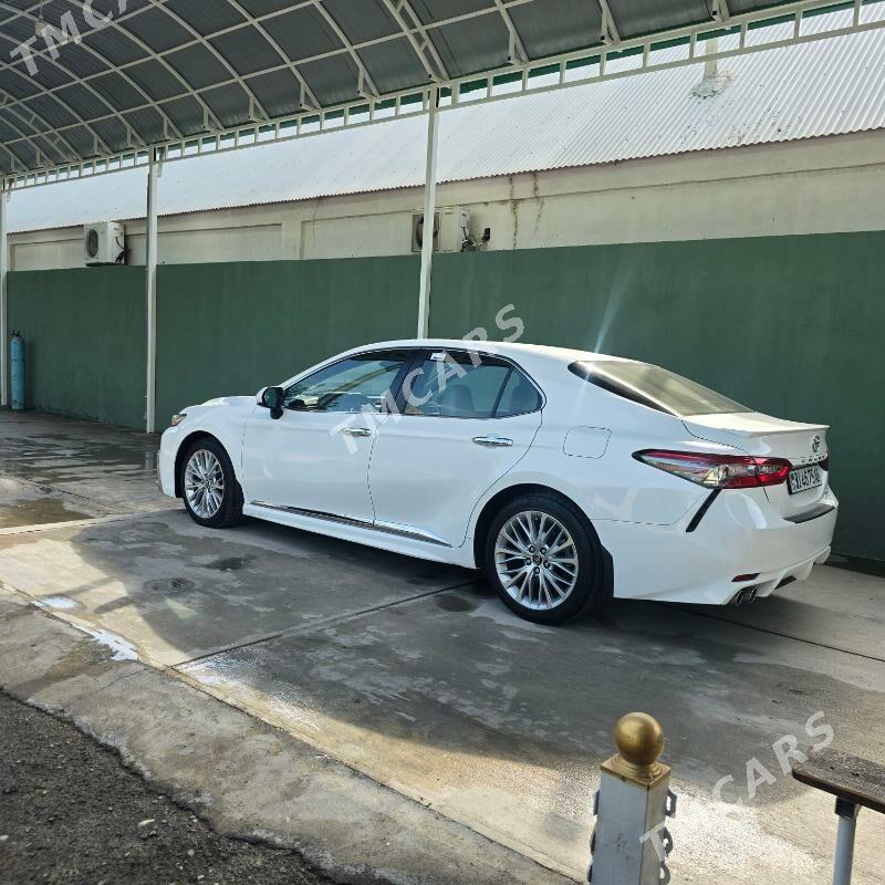 Toyota Camry 2018 - 290 000 TMT - Aşgabat - img 5