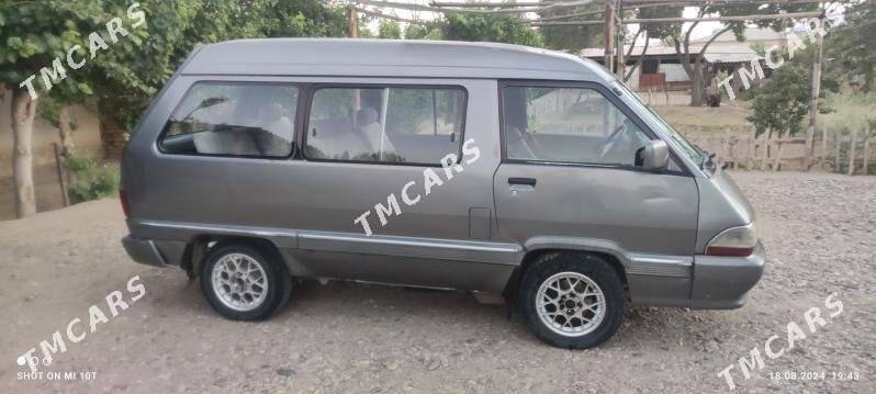 Toyota Hiace 1991 - 30 000 TMT - Тагтабазар - img 3