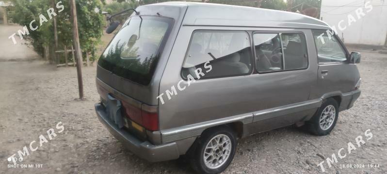 Toyota Hiace 1991 - 30 000 TMT - Тагтабазар - img 4