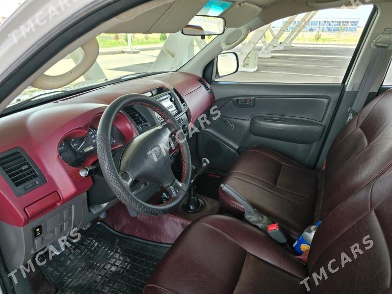 Toyota Hilux 2013 - 275 000 TMT - Мары - img 6