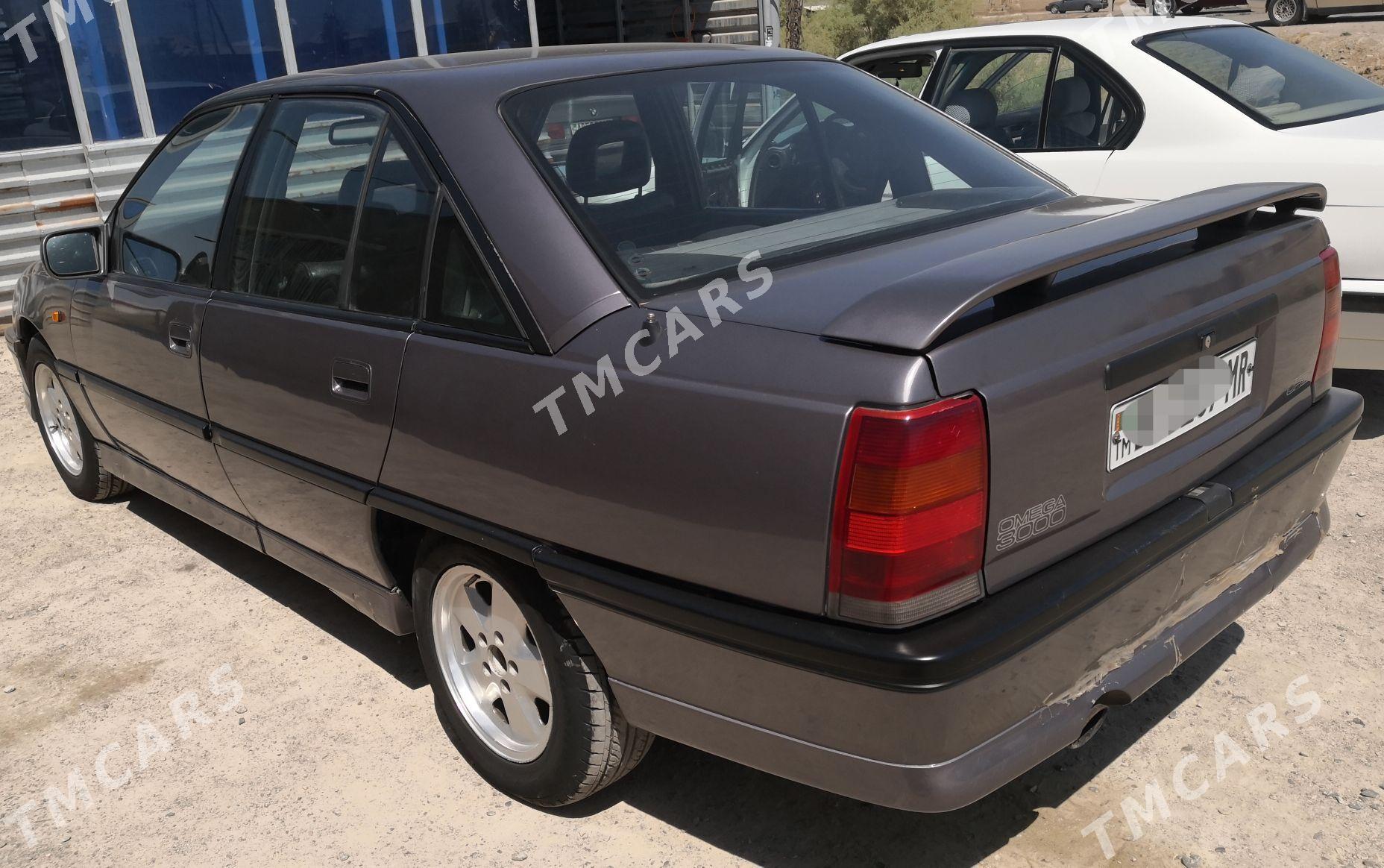 Opel Omega 1990 - 30 000 TMT - Murgap - img 4