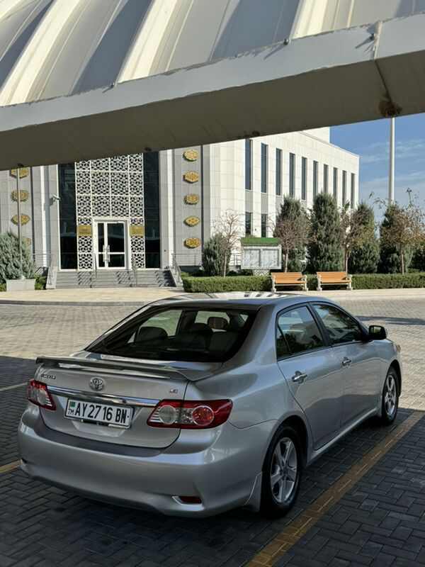 Toyota Corolla 2011 - 135 000 TMT - Türkmenbaşy - img 4