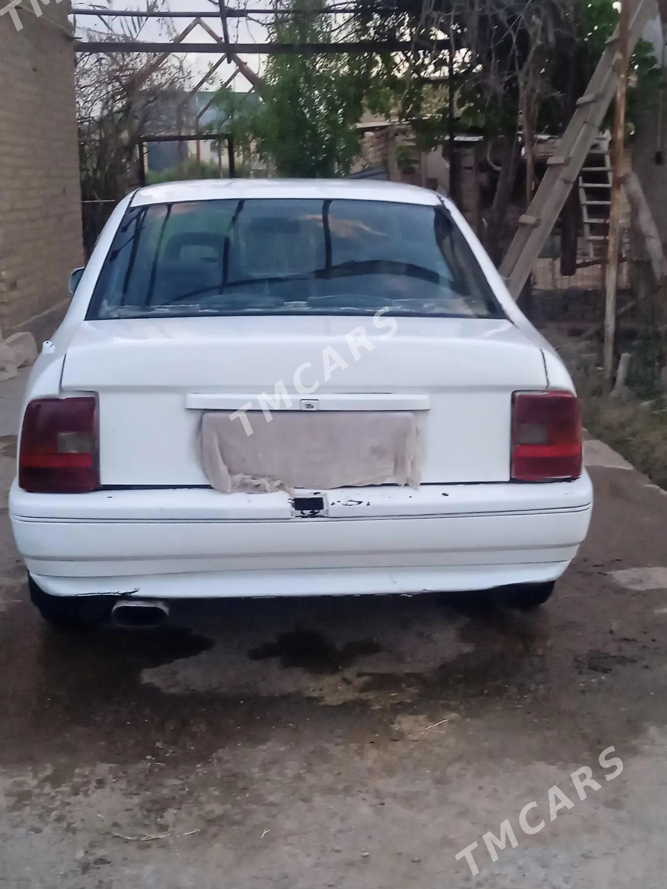 Opel Vectra 1991 - 22 000 TMT - Сакар - img 2