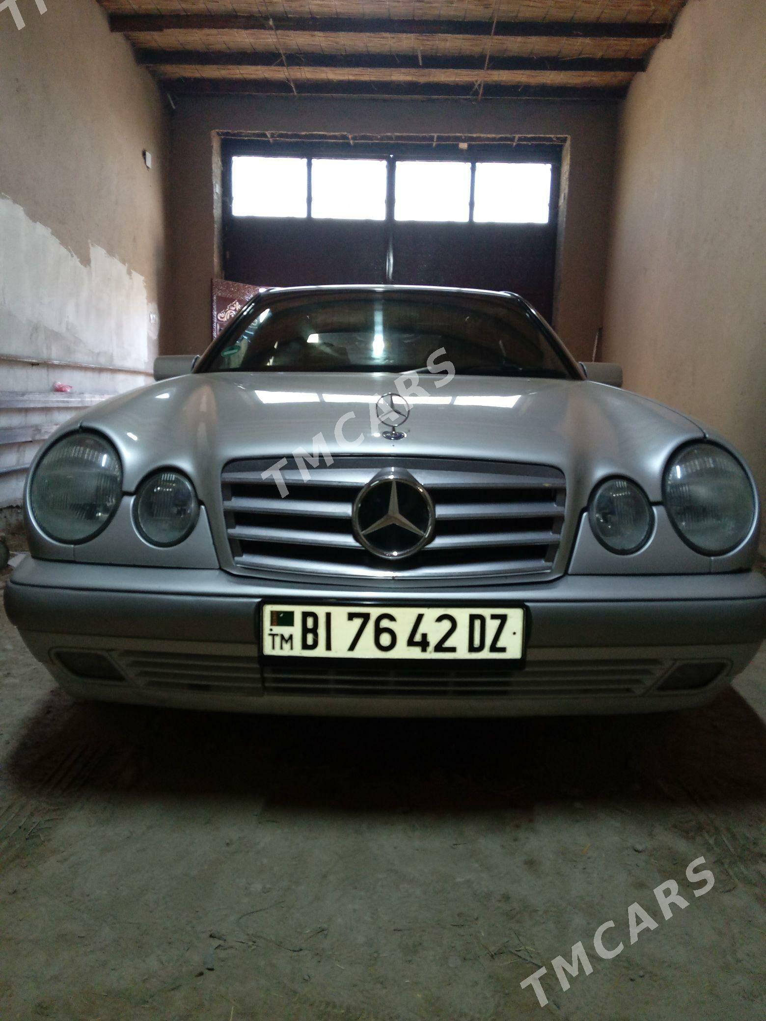 Mercedes-Benz E300 1999 - 70 000 TMT - Köneürgenç - img 4