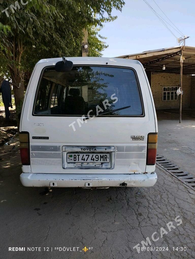 Toyota Hiace 1989 - 32 000 TMT - Мары - img 5